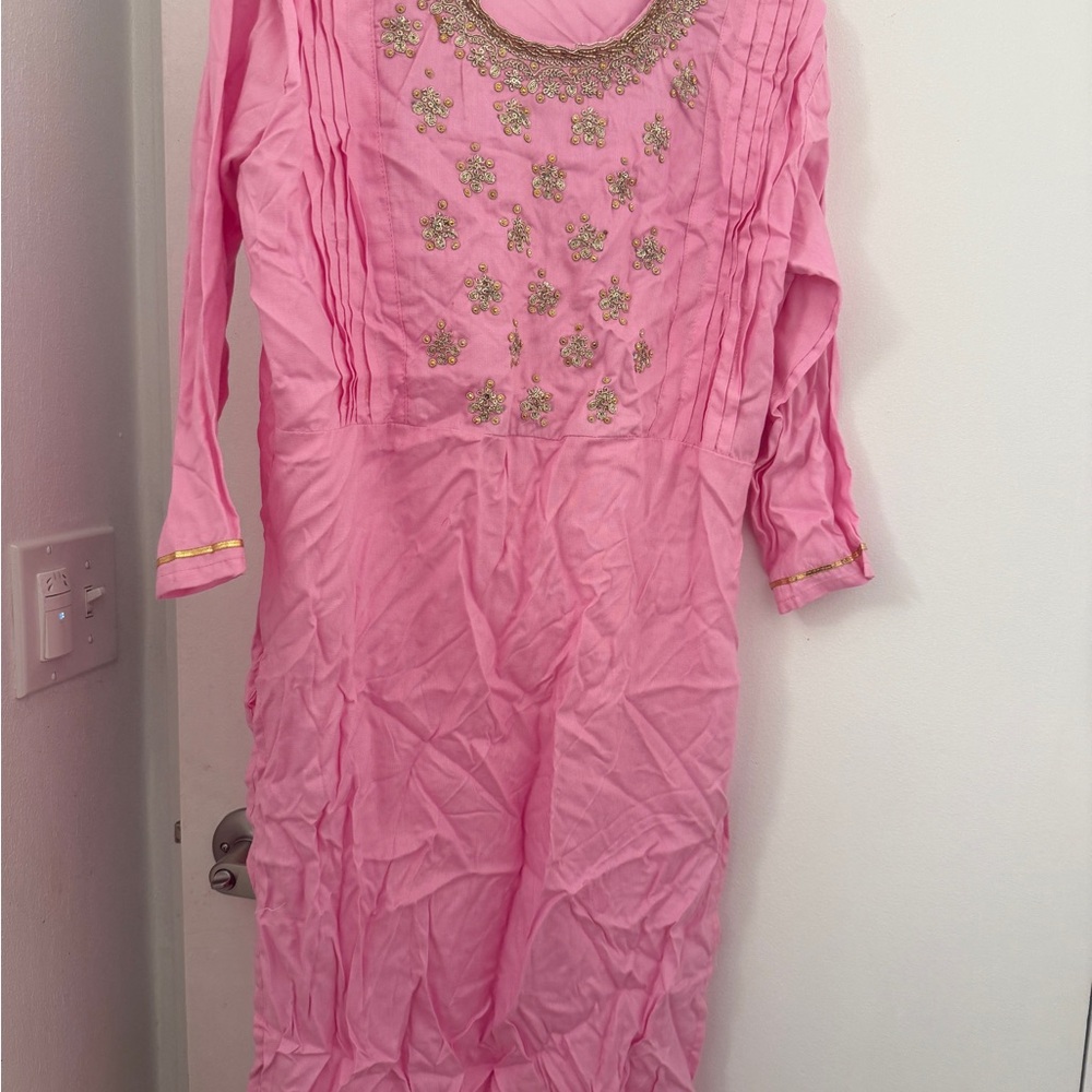 Pink Embroidered Long Sleeve kurta